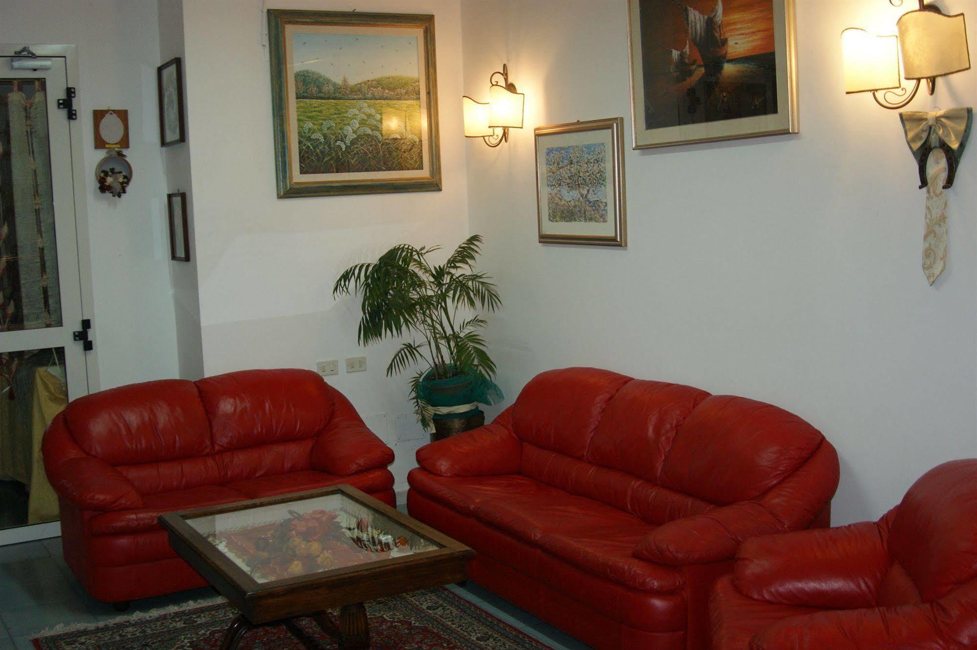 Albergo Ristorante Il Pescatore Villetta Barrea Εξωτερικό φωτογραφία